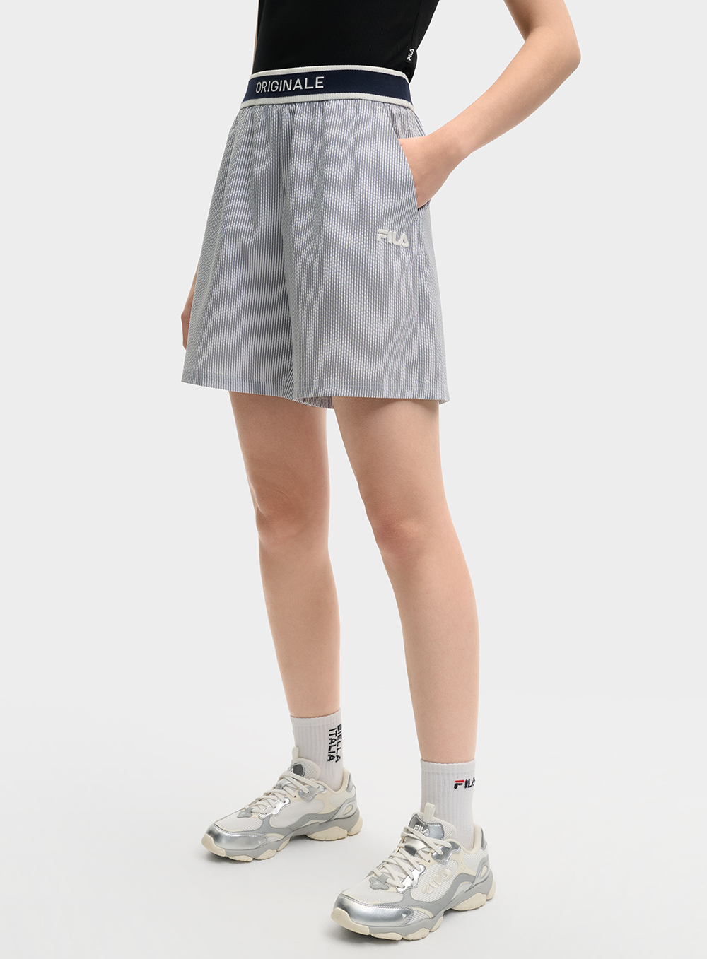 FILA CORE LIFESTYLE ORIGINALE DREAMS ON THE COURT Women Woven Shorts (White)