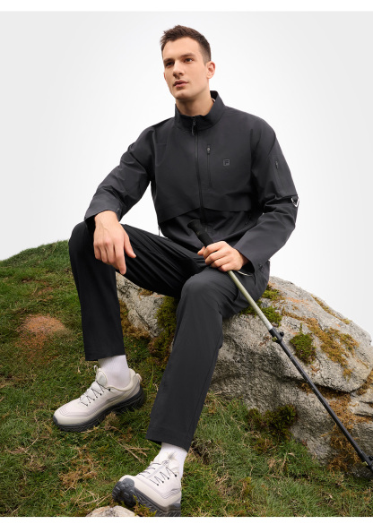 FILA CORE ATHLETICS EXPLORE X DUNHUANG MUSEUM Men Woven Jacket (Black)