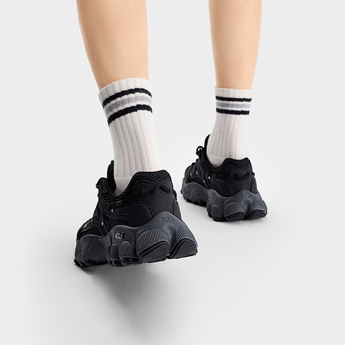 FILA MEN'S ORIGINALE PILA Shoes