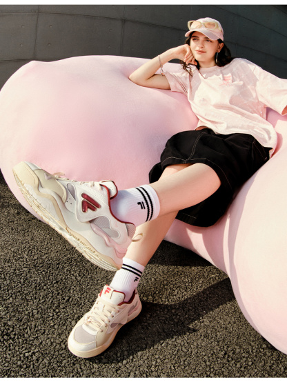 [V-Day Edition] FILA FUSION KICK II Women & Men Skate Shoes (Valentine's Couple Sneakers - Black and White )