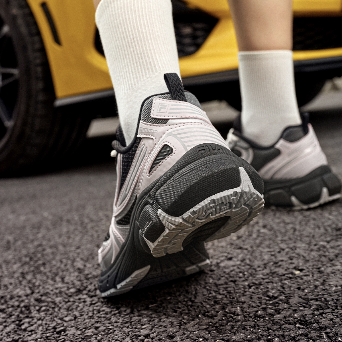FILA FASHION Women Chunky Sneakers