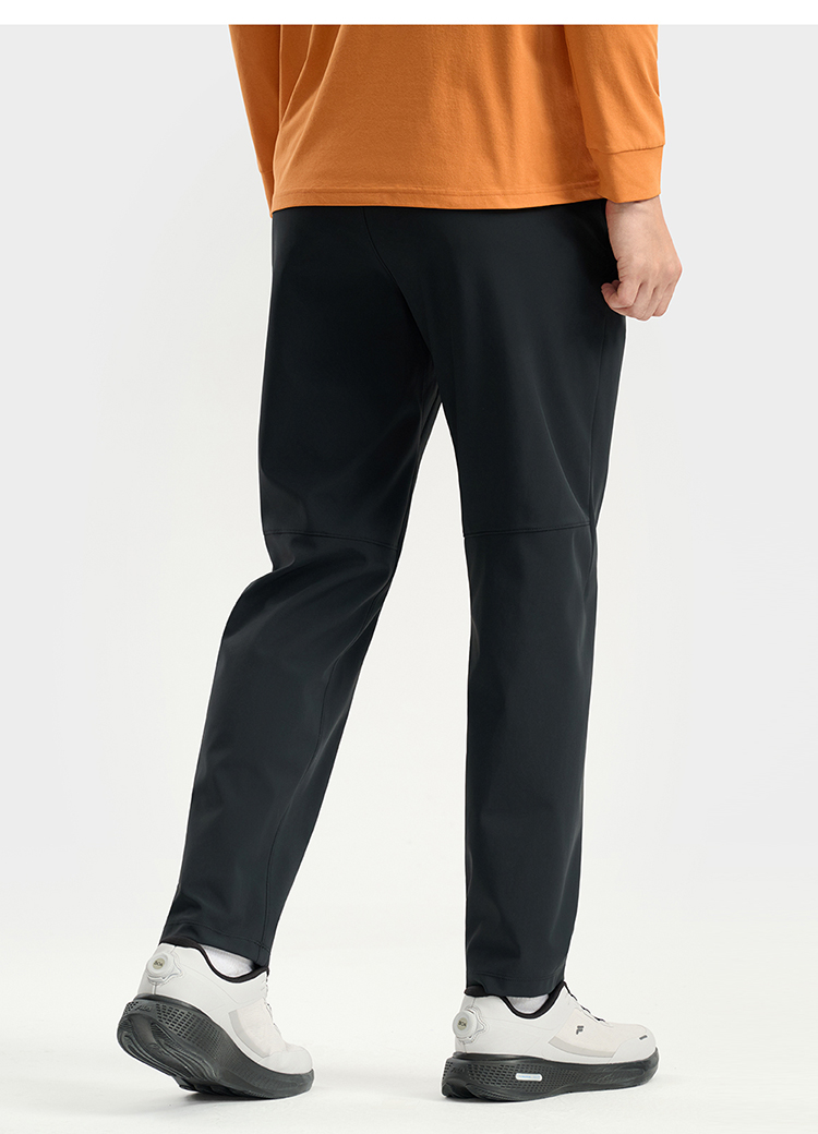 FILA CORE A.P. Men Woven Pants（Black)