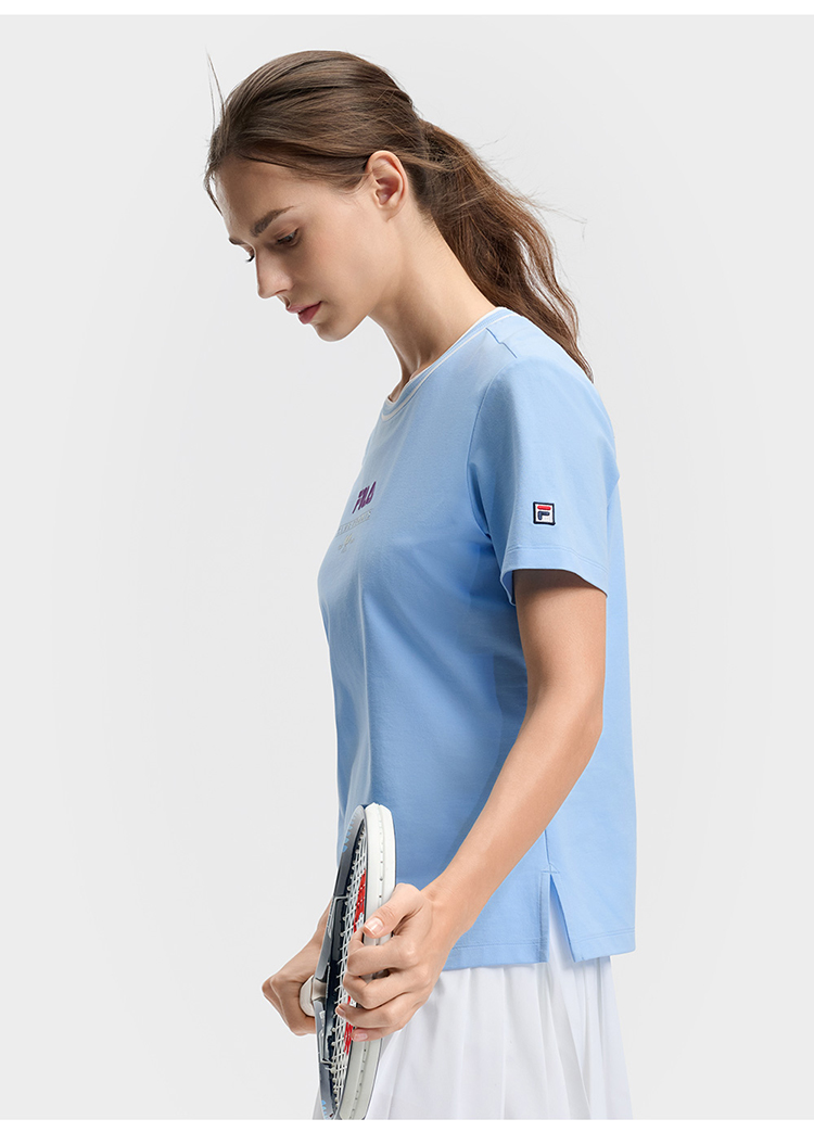 FILA CORE ATHLETICS TENNIS1 ART IN SPORTS Women Short Sleeve T-shirt (Light Blue / Navy / White)