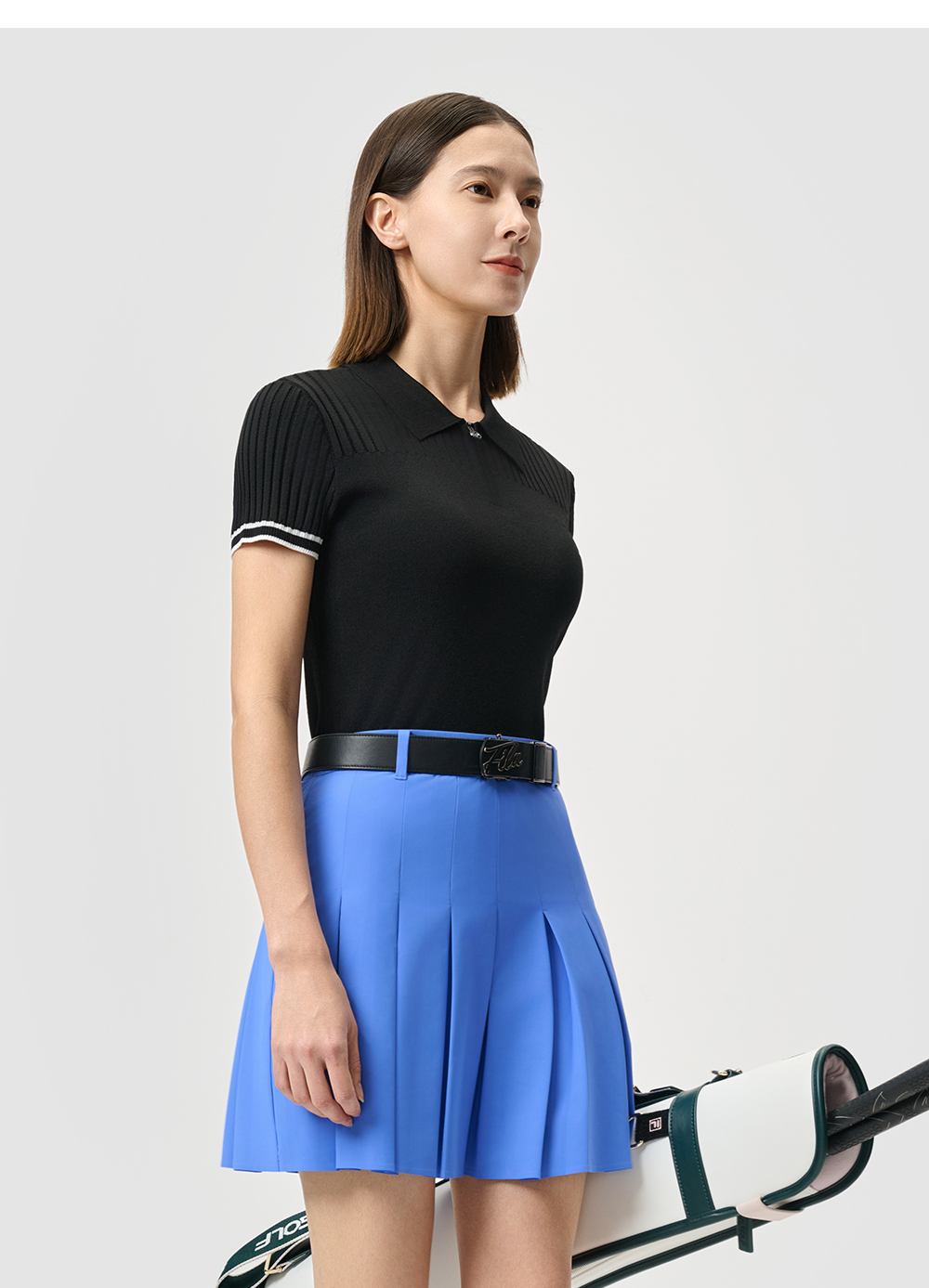 FILA CORE ATHLETICS GOLF Women Knit Sweater (Black / White)