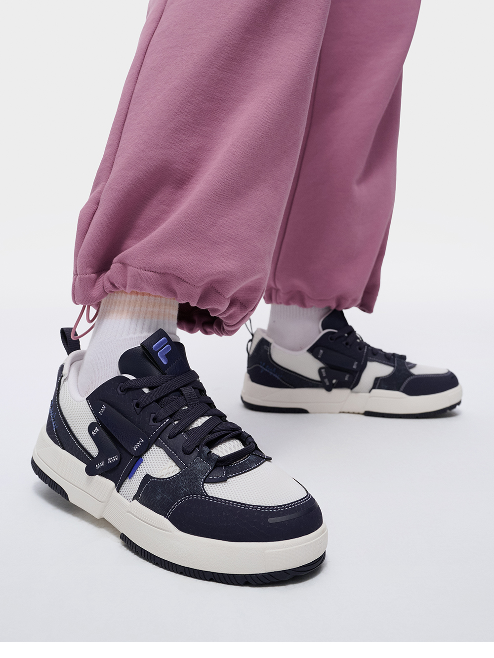 FILA FUSION FUSION GEOMETRY Women Skate Shoes (White / Pink)