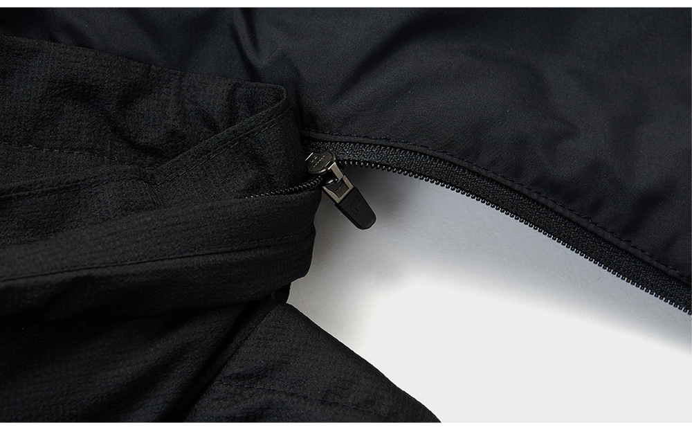 FILA FUSION INLINE URBAN TECH FUTURE TECH STREET Men Down Jacket (Black)