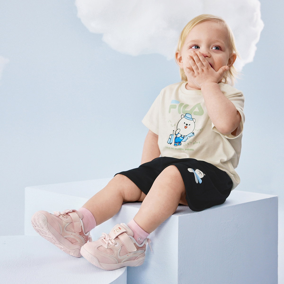 FILA KIDS HERITAGE Girls Classic Sneakers