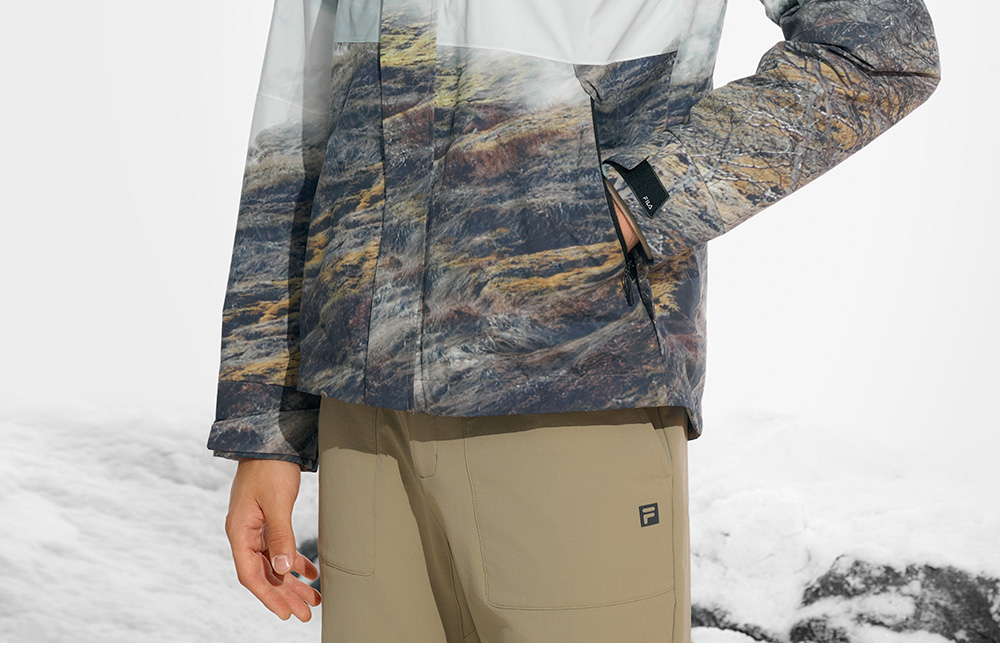 FILA CORE ATHLETICS EXPLORE X BBC EARTH PATHWAYS OF WONDER Men 2-piece Top (Full Print)