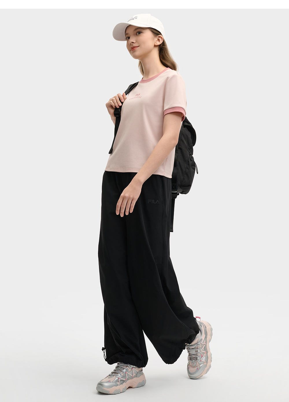 FILA CORE LIFESTYLE ORIGINALE DREAMS ON THE COURT Women Short Sleeves T-Shirt (Black / Pink / White)