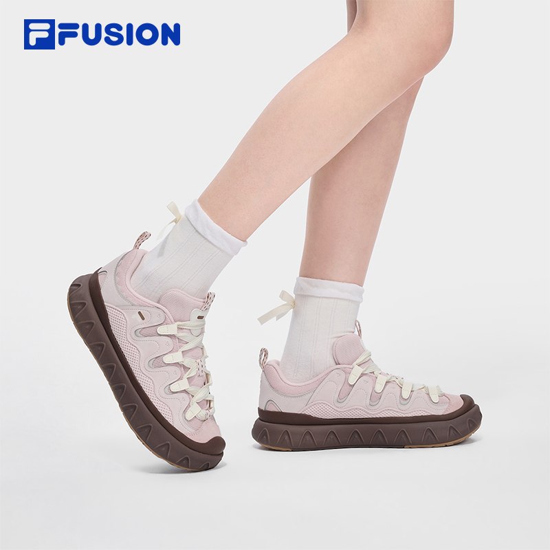 FILA FUSION Women Sneakers