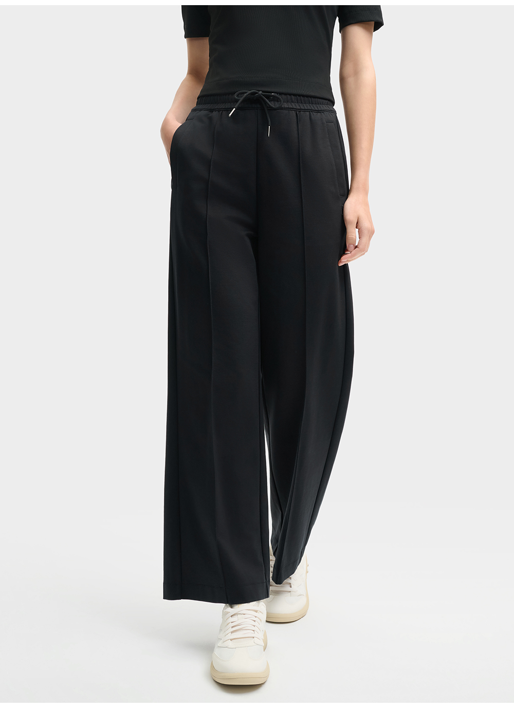 FILA CORE LIFESTYLE MILANO ENJOY A CUP OF JOE Women Knit Pants (Black)