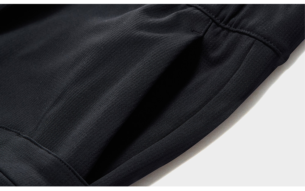 FILA FUSION INLINE URBAN TECH VR IN VIRTUAL REALITY Men Knit Pants (Black)