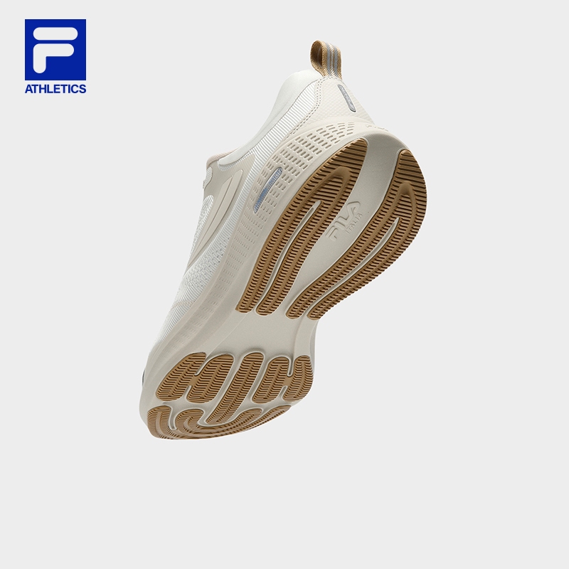 FILA CORE ATHLETICS SPORT PERFORMANCE FILA NUVOLE 3+ RUN Women Road Running Shoes(Beige/White)