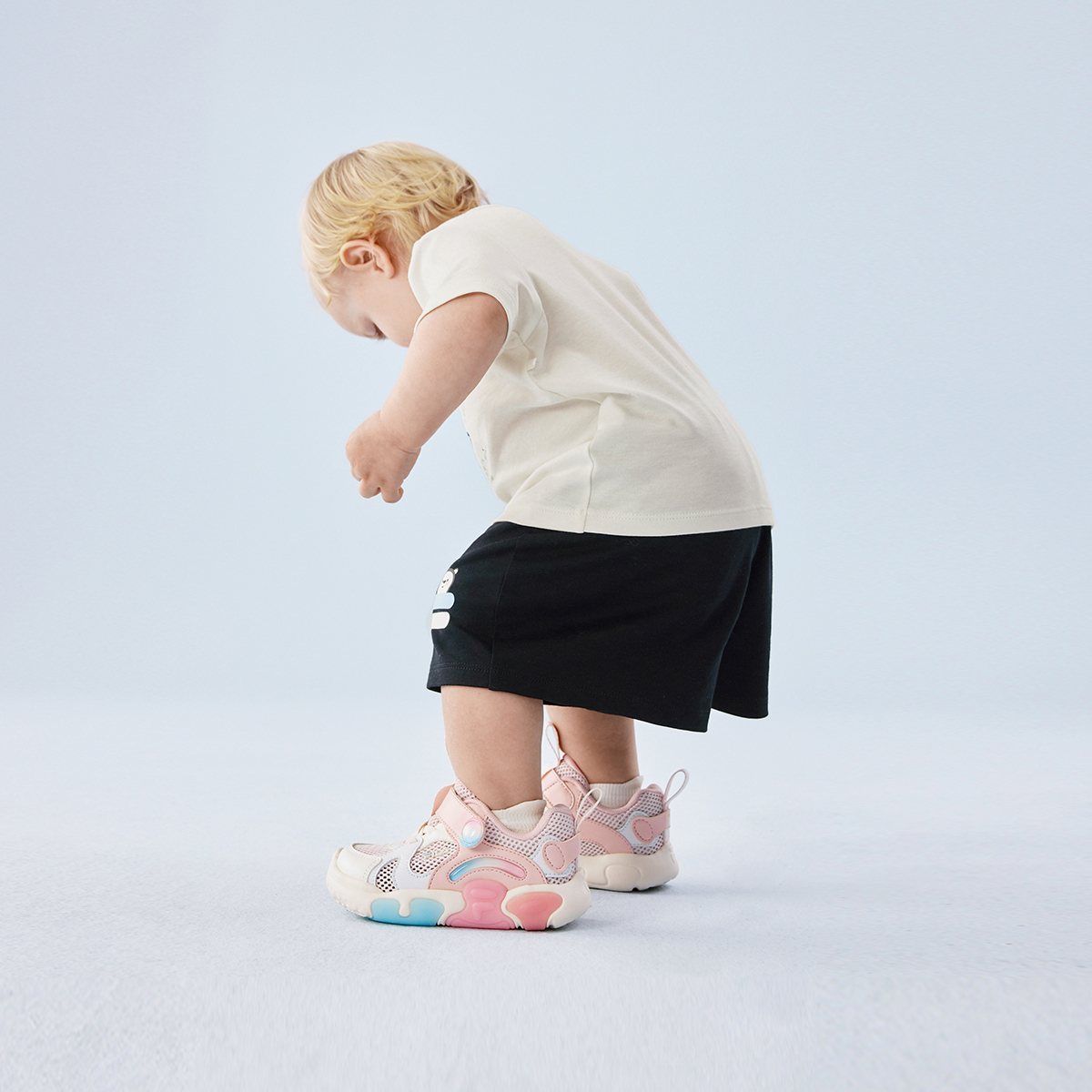FILA KIDS HERITAGE JIGSAW Girls Light-Up Sneakers