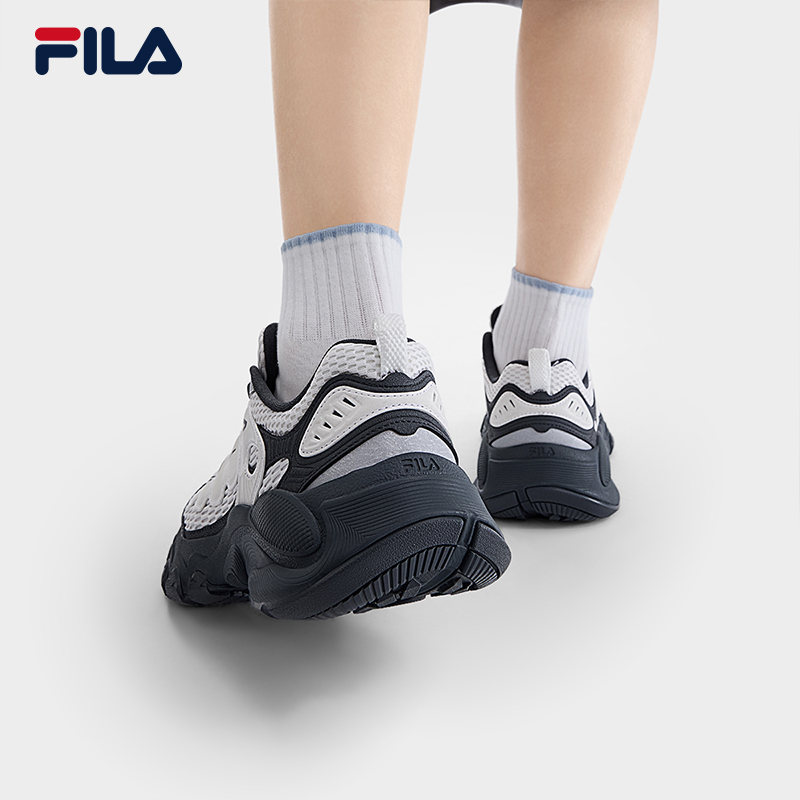 FILA CORE MODERNO FILA TRUFFLE Women Sneakers (Black/Grey)