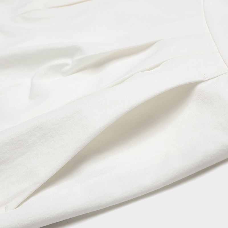 FILA CORE LIFESTYLE WHITE SPORTY & LUXURIOUS Women Woven Shorts (White)