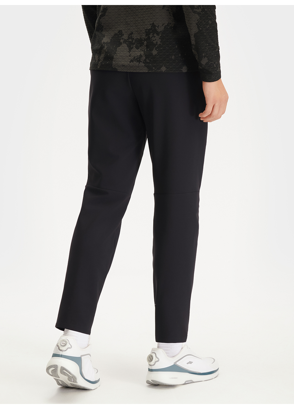 FILA CORE ATHLETICS FITNESS MEN Men Knit Pants (Black)