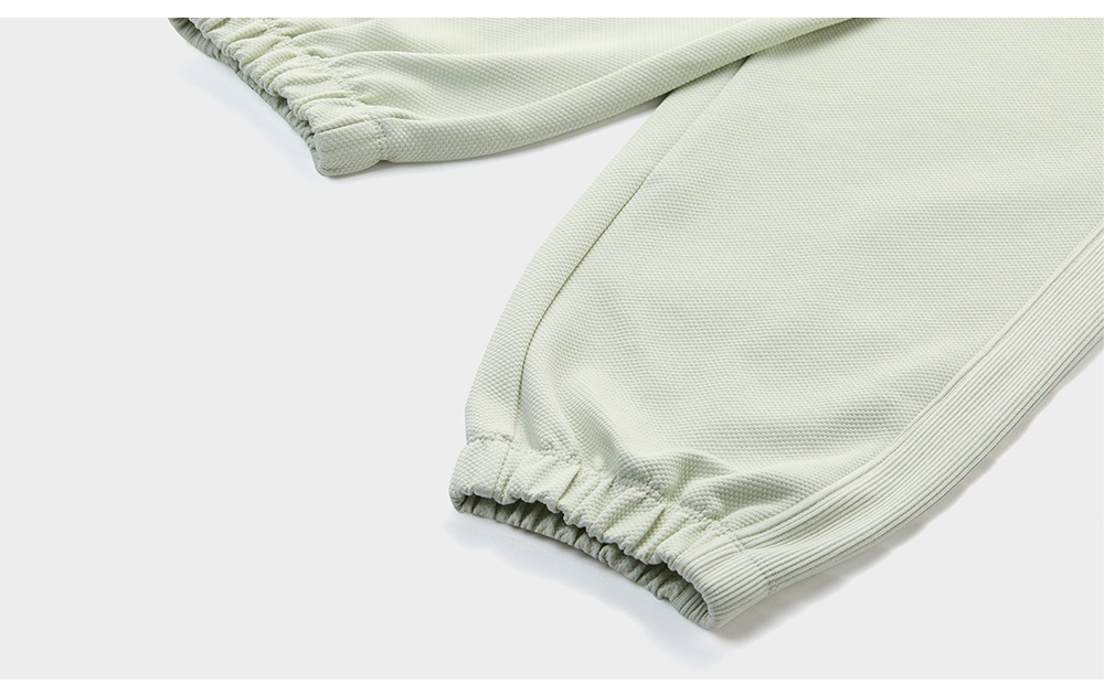 FILA FUSION INLINE FUSION LIFE X FUSIONEER 
FIELD OF CLASSIC Women Knit Pants (Light Green)