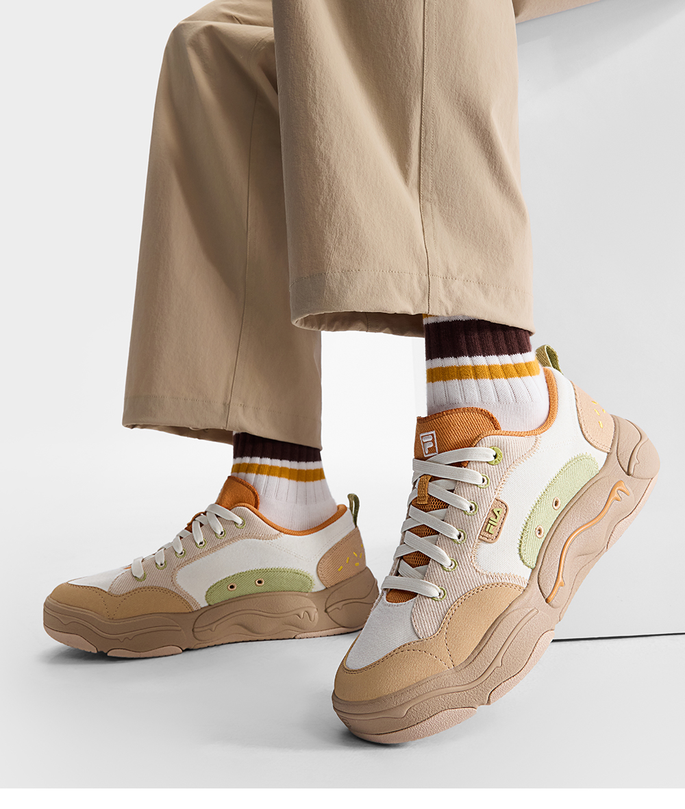 FILA CORE FASHION BURGER Men Canvas Shoes (Yellow / White)