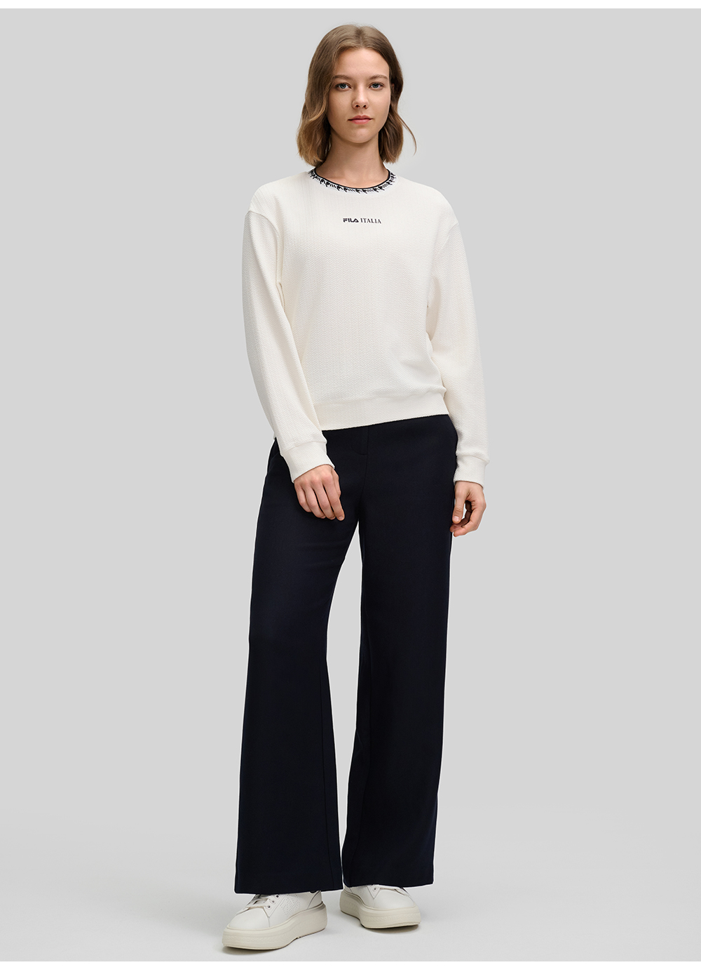 FILA CORE LIFESTYLE EMERALD ELEGANT HEART Women Pullover Sweater (White)