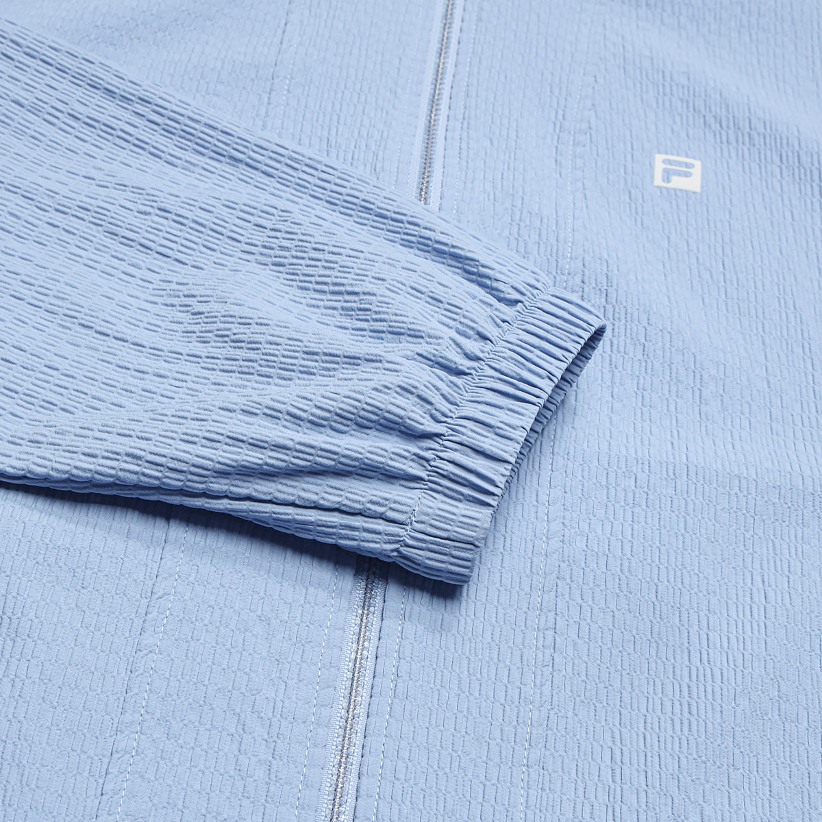[Sun Qian's Pick] FILA CORE ATHLETICS FITNESS  Women Woven Jacket (Light Blue)