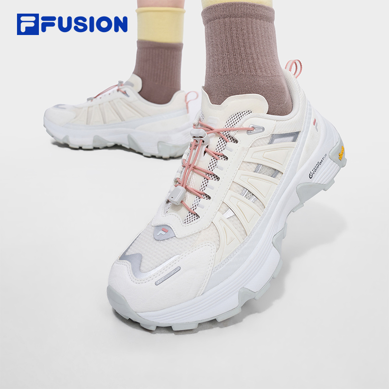 FILA FUSION Women URBAN TECH COMO Y WHITE