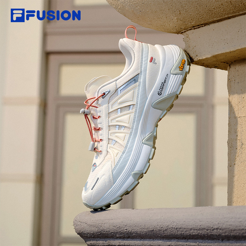 FILA FUSION Women URBAN TECH COMO Y WHITE