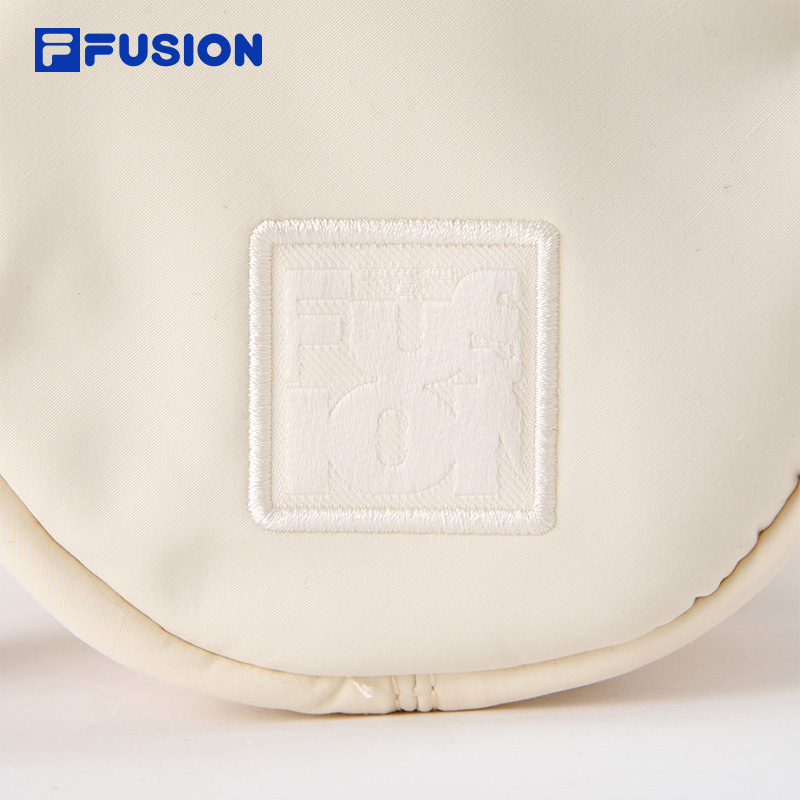 FILA FUSION Women FUSION WORKWEAR Crossbody Bag CREAM