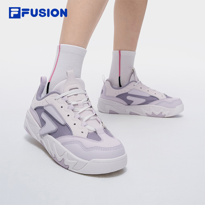 FILA FUSION SKATEBOARDING FILA FUSION NOLLIE II Women Skate Shoes (White/Silver)