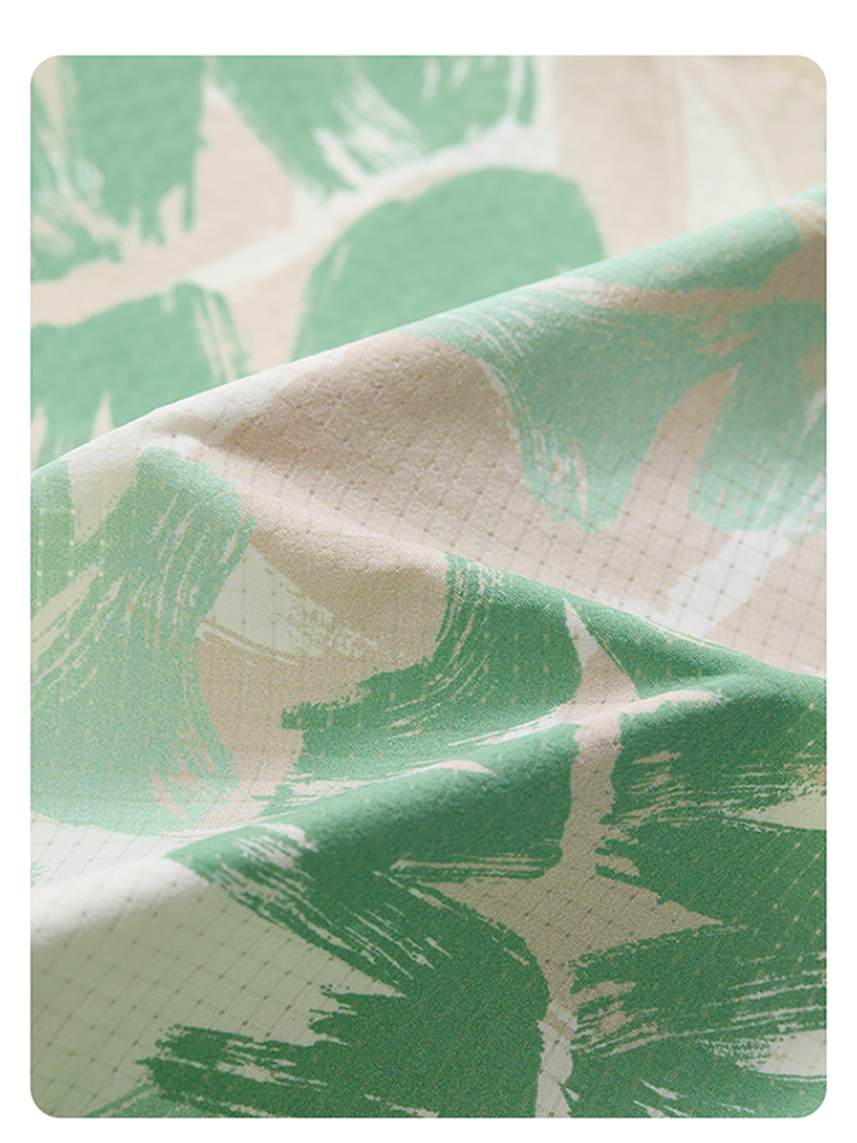 (105 - 130cm) FILA KIDS x GIGANTOSAURUS ORIGINALE Boy's Short Sleeve Shirt in Full Print