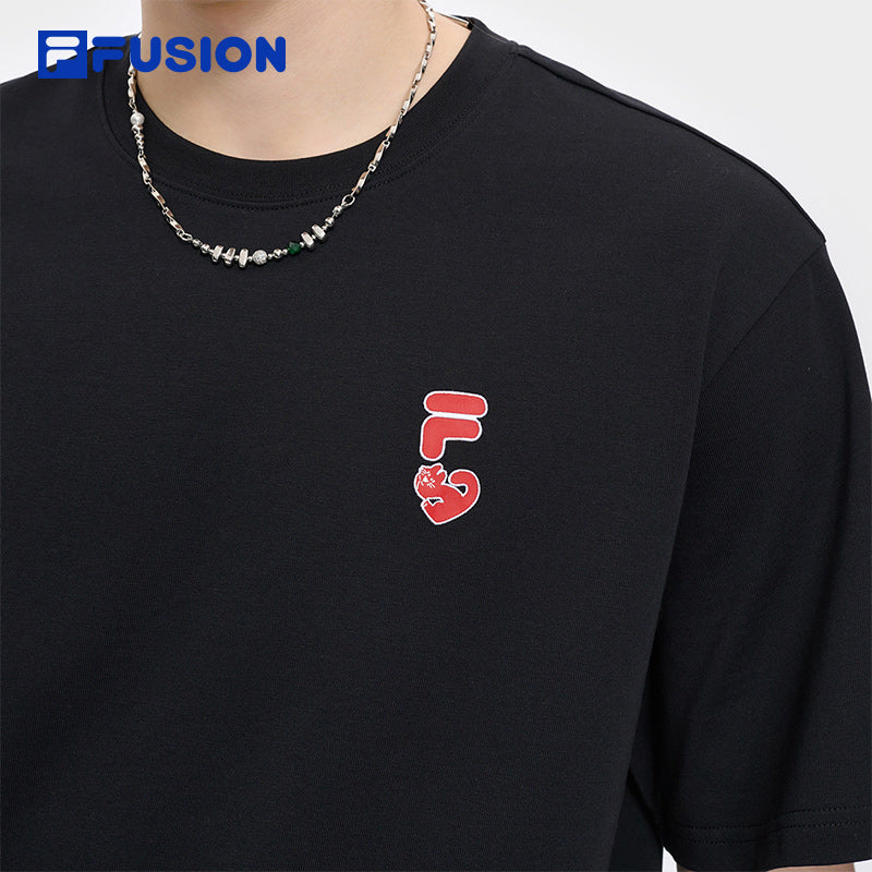 FILA FUSION INLINE FOB GRAPHIC TEES Unisex Short Sleeves T-Shirt (Black / White)