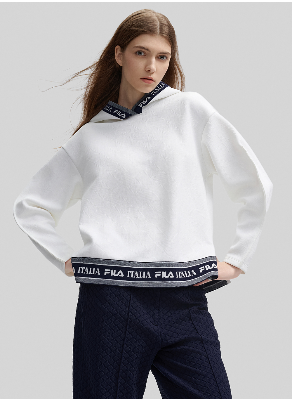FILA CORE LIFESTYLE FILA EMERALD CHEVAL BLANC COURCHEVEL Women Hoodie (White)