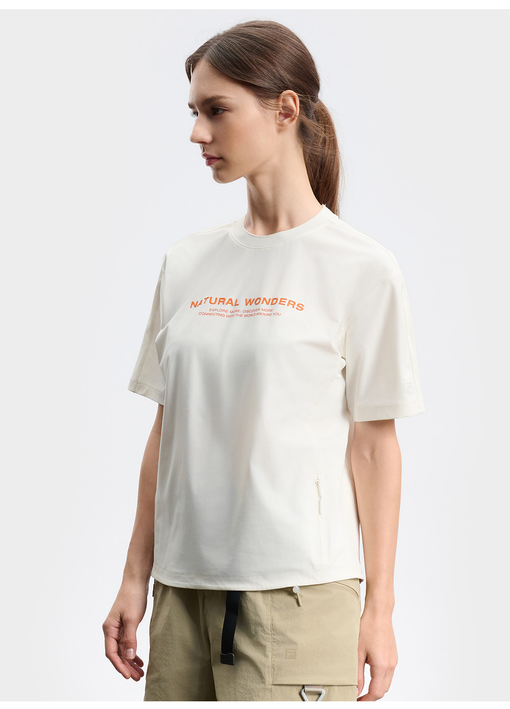 FILA CORE ATHLETICS EXPLORE NATURE'S WONDER Women Short Sleeve T-shirt (White)