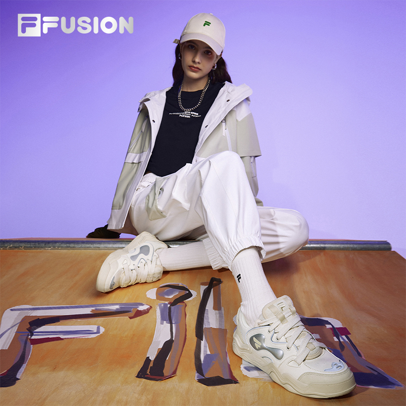 Pink Fila Sneakers Street Style Fashion Fila Korean Street Style