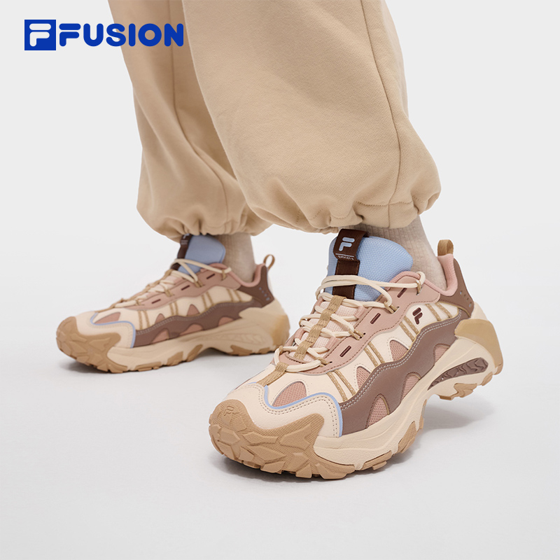FILA FUSION SNEAKERS Women Sneakers