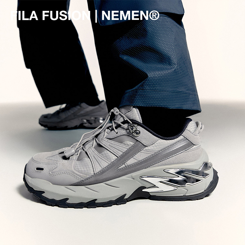 FILA FUSION FUSION COMET X NEMEN Women Sneakers (Grey)