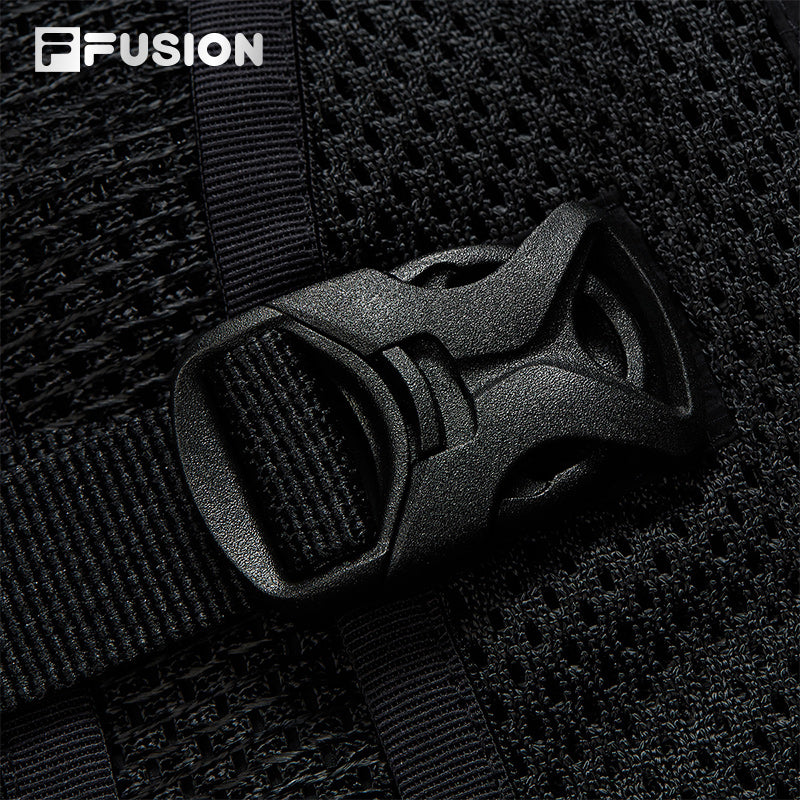 FILA FUSION INLINE URBAN TECH Men Woven Vest (Black)