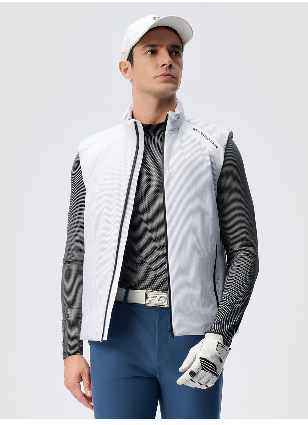 FILA CORE ATHLETICS GOLF DP WORLD TOUR MONOGRAM STRIPE Men Down Jacket Vest (White)
