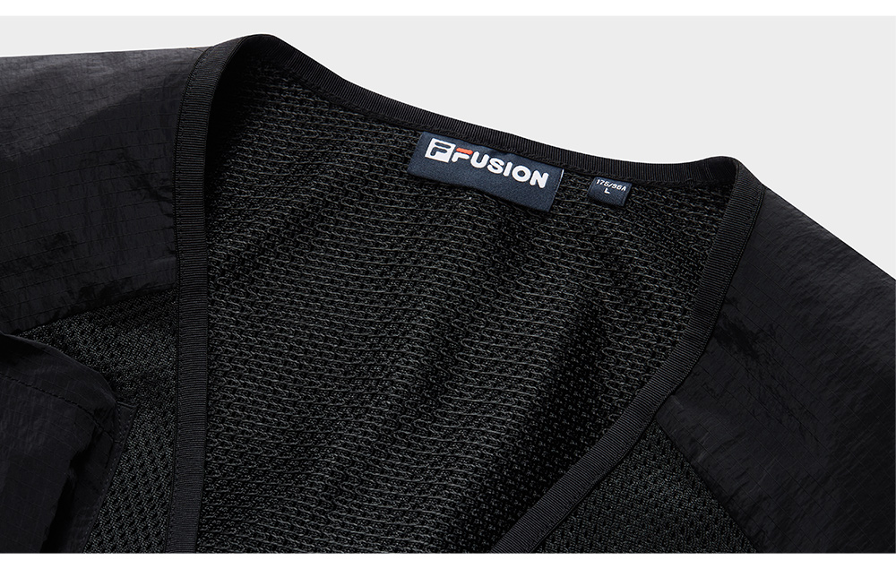 FILA FUSION INLINE URBAN TECH Men Woven Vest (Black)