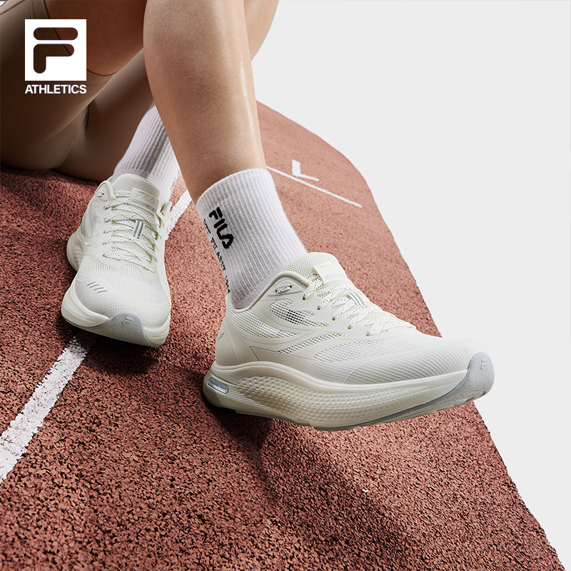 FILA CORE ATHLETICS BOA NUVOLE JOG 1+ Women Road Running Shoes (Grey / White)