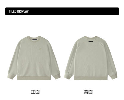 FILA FUSION INLINE FUSION LIFE FUSIONEER ROYAL FAMILY HOLIDAY Unisex Sweatshirt (Matcha Khaki / Ash)