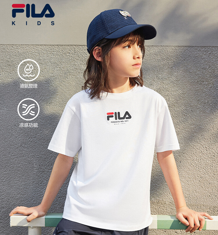 (130 - 170cm) FILA KIDS x OSAMU GOODS Boys Short Sleeve T-Shirt in White/Navy/Turquoise