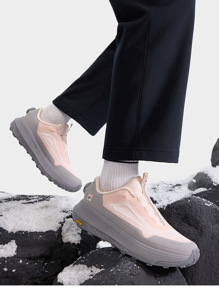 FILA CORE SPORT PERFORMANCE FILA BOA EXPLORER 3 Women Sneakers（Cream)