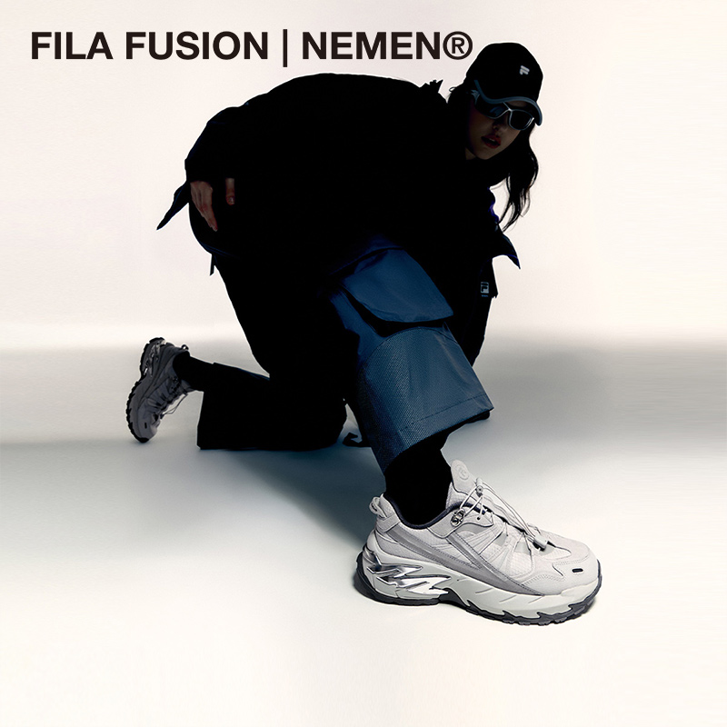 FILA FUSION FUSION COMET X NEMEN Women Sneakers (Grey)