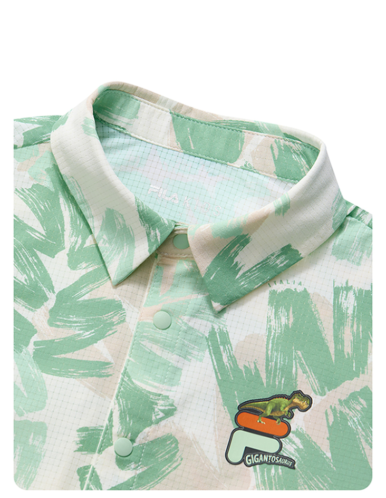 (105 - 130cm) FILA KIDS x GIGANTOSAURUS ORIGINALE Boy's Short Sleeve Shirt in Full Print
