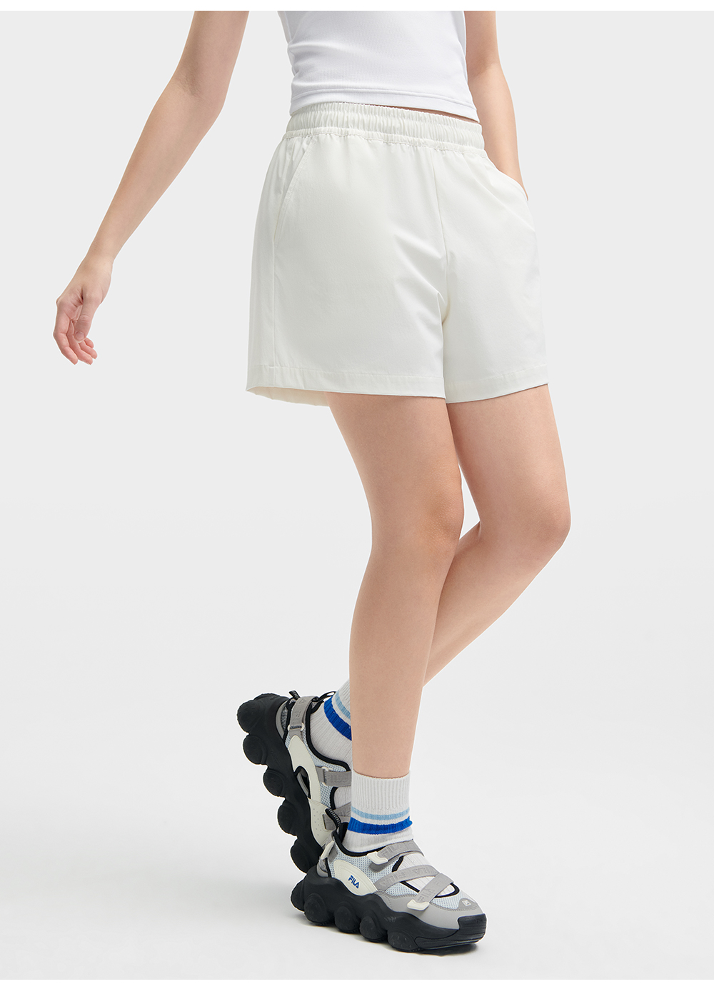 FILA CORE WHITE LINE Women's Woven Shorts (White / Green)