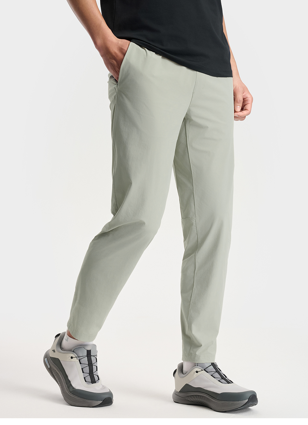 FILA CORE ATHLETICS ALL PURPOSE Men Woven Pants (Light Khaki)