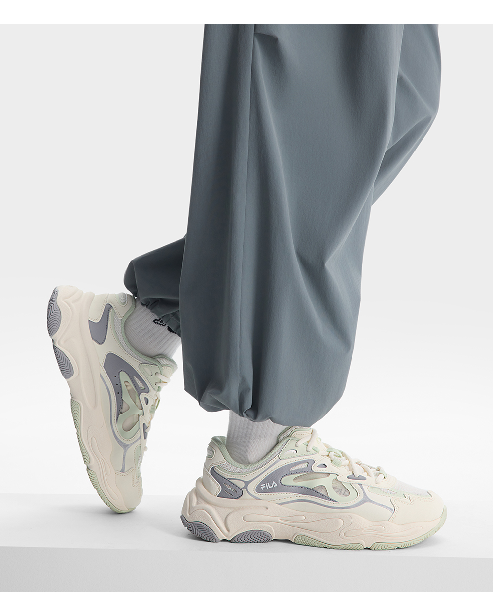 FILA CORE FASHION MARS 4 Women Sneakers (White / Green)