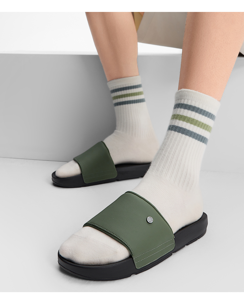 FILA CORE FASHION DRIFTER 2 MEN Men Slippers (Black / Green / White)