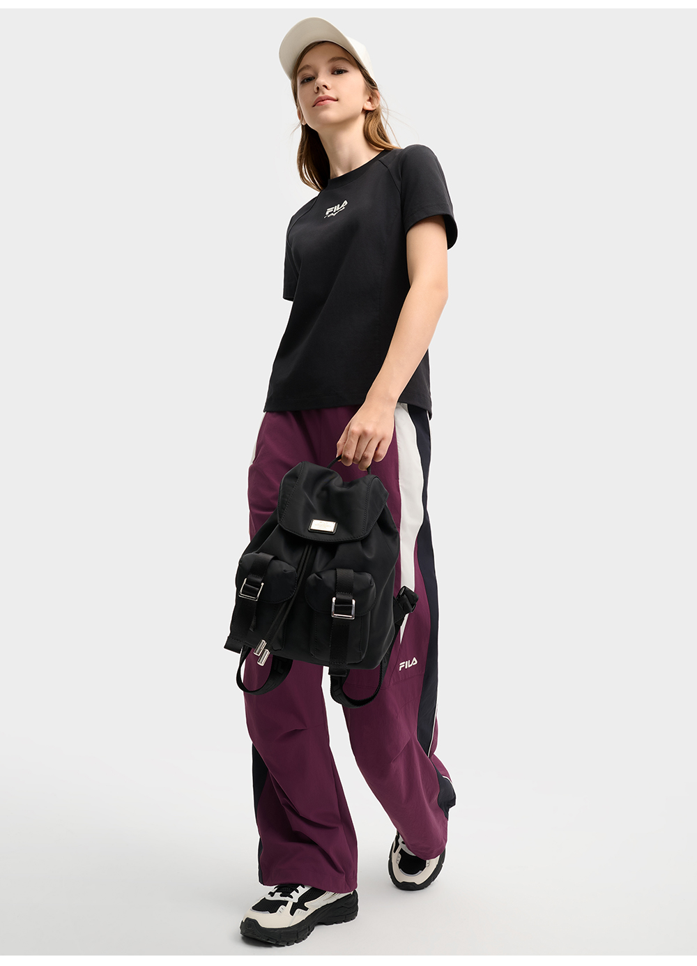 FILA CORE LIFESTYLE ORIGINALE VANGUARD EXPLORATION Women Short Sleeves T-Shirt (Black / White)